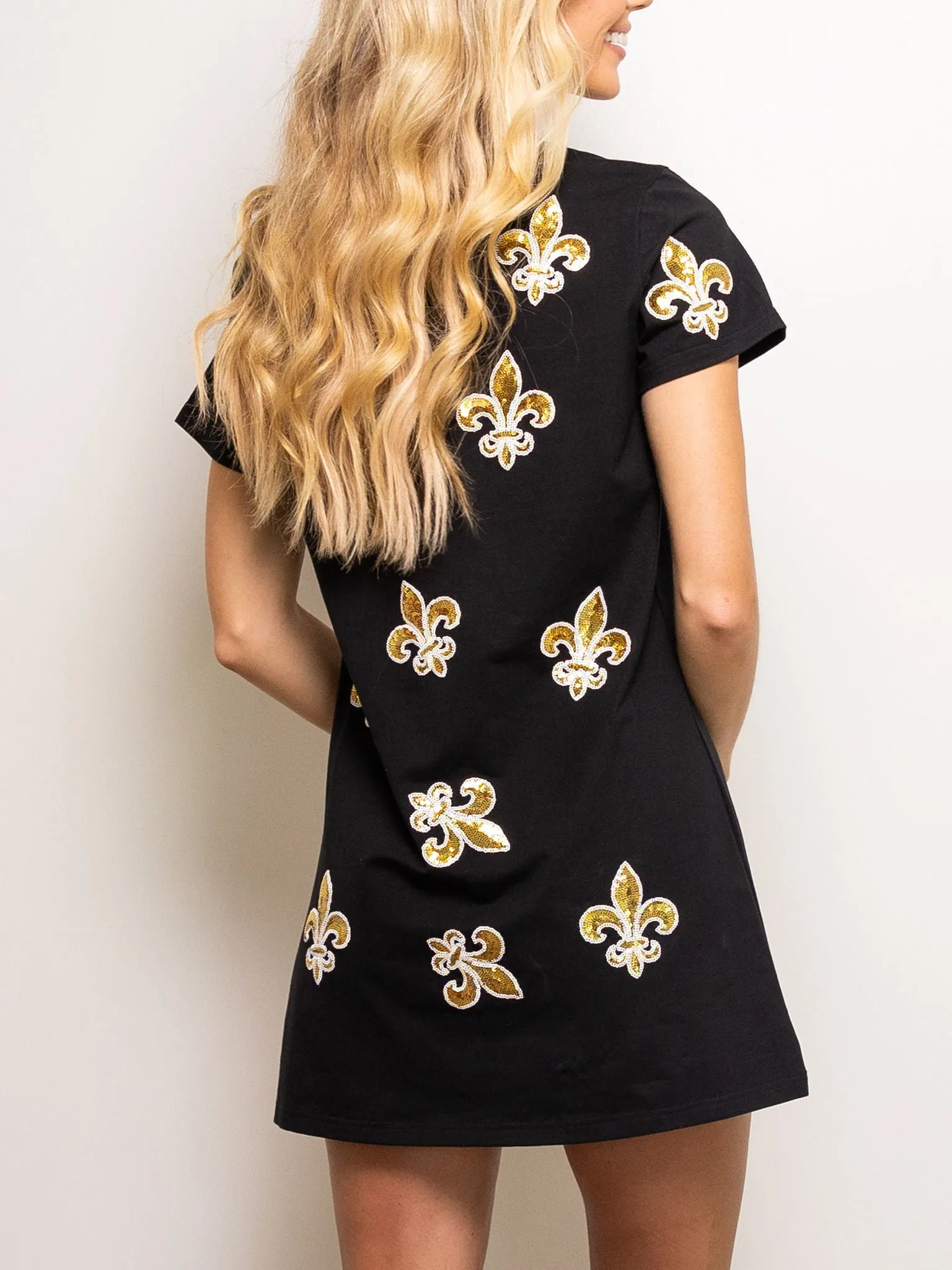 Fleur De Lis Short Sleeve Shift Dress